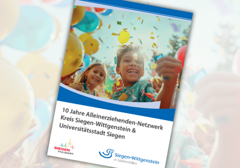 Abbildung des Plakates 10 Jahre Alleinerziehenden-Netzwerk Kreis Siegen-Wittgenstein & Universitätsstadt Siegen, Foto:  Foto: © Alyona – stock.adobe.com